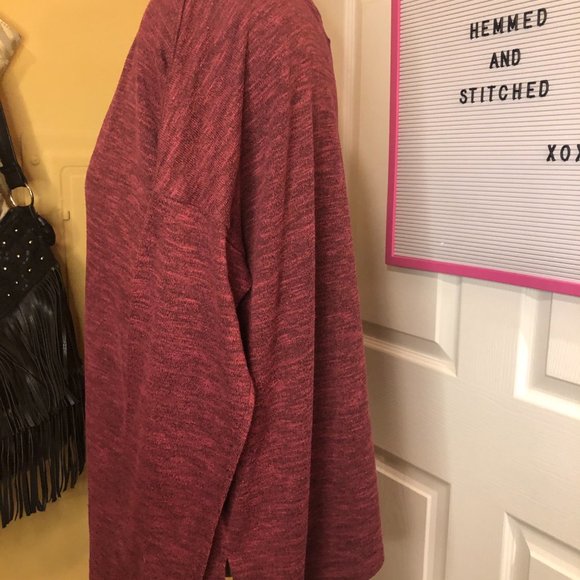 Old Navy Long Sleeve V Neck - Picture 2 of 7